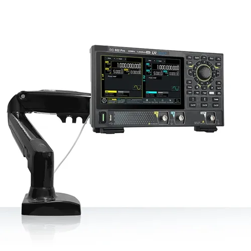DG922 Pro Function Arbitrary Waveform Generator with 200MHz Max Output 1.25Gsa/s Sampling Rate 16bit Resolution Low Jitter 7" Touch Screen Compact Portable Design for Field Testing