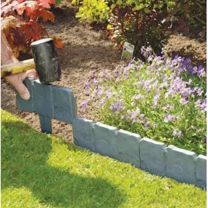 20Pcs Garden Fence Edging Cobbled Stone Effect Plastic Lawn Edging Plant Border Decorations