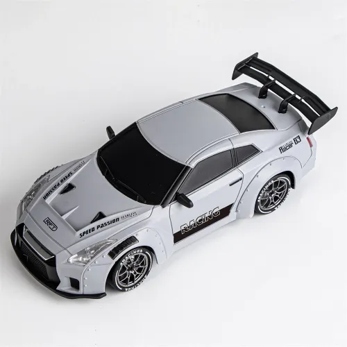 WH S815 1/24 2.4G 4WD Drift RC Car Mini Race LED Light Radio Control High-Speed Motor On-Road Racing Vehicle Model Boys Gifts Outdoor Toys