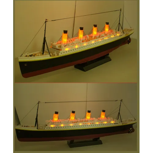 NQD 757 1/325 2.4G 80cm Simulation Titanic RC Boat Electric Ship Model with Light RTR Toys
